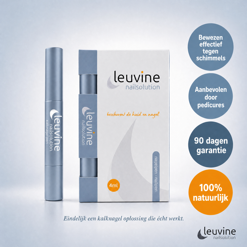 Leuvine nailsolution kalknagelpen van 4 ml naast de verpakking